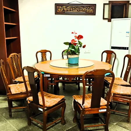 Jing County Derun Tang Bed and Breakfast (Chaji Scenic Area Branch)