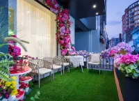 金凱悦美学 FORMATIVE ARTWORKデザイナーズホテル（延吉延辺大学網紅壁） 延辺大学 (師範分院)周辺のホテル