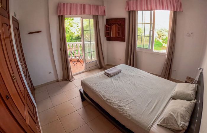 Duque Nest Hostel