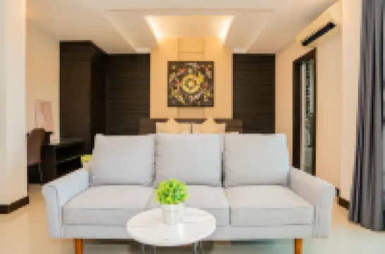 บริษัท ลู่ลู่ โฮเต็ล จำกัด