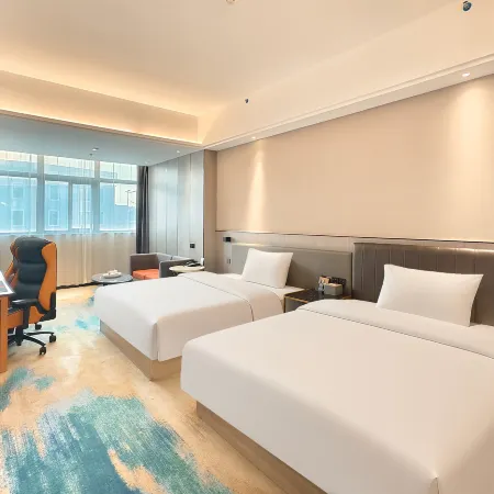 Yaxin E-Sports Hotel (Huilai)