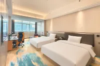 Yaxin E-Sports Hotel (Huilai)