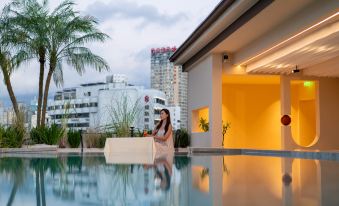 Liberty Hotel at Kunming Railway Station North Square & Huancheng South Rd Metro Station