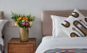 Banshan Du Guesthouse (Dali Ancient City March Street Branch) - Hizvo