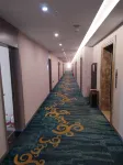 Wuchuan Xinkaiyuan Hotel - parking