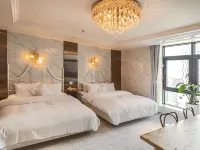 February Dongseong-ro The Signature Hotels in Daegu