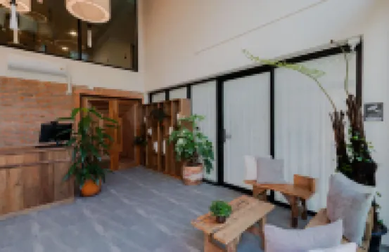 ザ トライブ ニマン ブティック ホテル