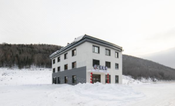 Erni Guesthouse (Erlang River Scenic Area)