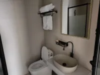 Chongqing Yushe Pereus High-altitude River View Homestay (Jiefangbei Hongyadong Branch)