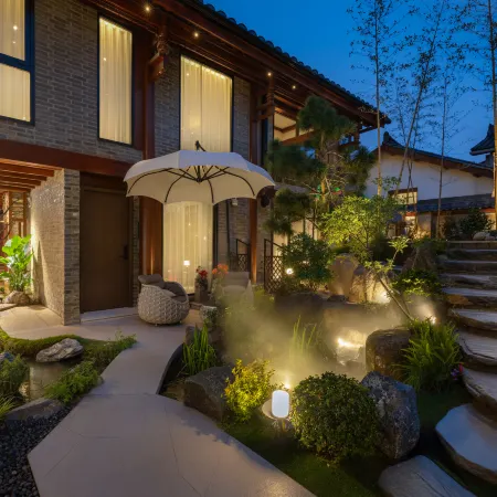 Wawan | Fireplace Garden · Bed and Breakfast in a Fireplace Garden