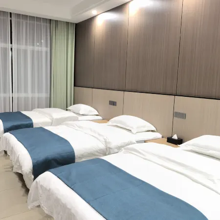 Pingbian Jinxiu Hotel
