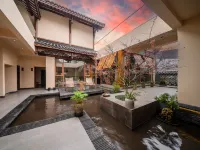 Chunshuiju Homestay (Guiyang Longdongbao International Airport Wushan Canyon Scenic Area) 룽리 호텔