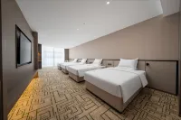 Zhaosu Warm Bay S Hotel