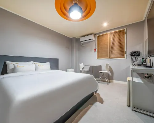 Yeosu Sixty โรงแรมใกล้สนามกีฬามังมา