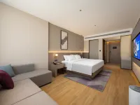 Lifeng Hotel (Kangping Wolonghu Shunshan Road Branch) 캉핑 호텔
