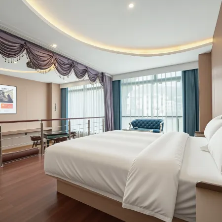Xingyi Baximan Hotel (Xingyi Minzu Normal University)