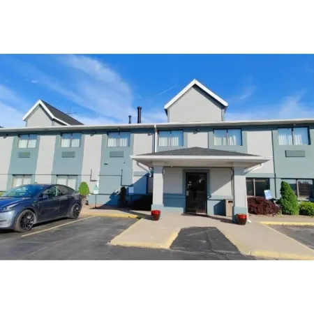 Saint Joseph Inn & Suites Benton Harbor Near I-94