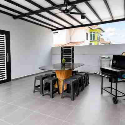 Kulai Signature Family Nest I 5BR21Pax I10min JPO Hotel Exterior