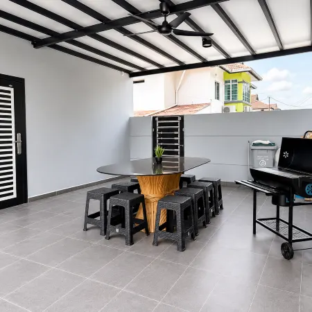 Kulai Signature Family Nest I 5BR21Pax I10min JPO