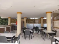 SALLY BEACH HOTEL YENNE - Homestay