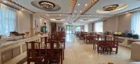 Yalinhemei Airport Hotel (Binhai International Airport Subway Station)