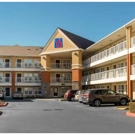 Motel 6 Suites Sacramento Arden Way CA