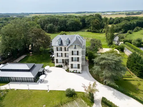 Villa Edmond Hôtel & Spa - Maison Blanche Bièvres - Boutique