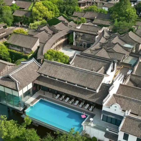 Splendid Clubhouse