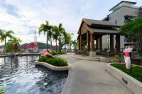 Surin - 12 Min to Beach - Freshly Renovated Stay - مطابخ