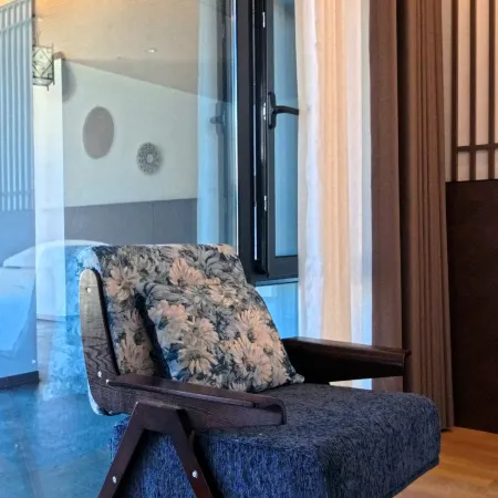 Fengting Yaju Homestay (Yining Airport & Railway Station Branch)