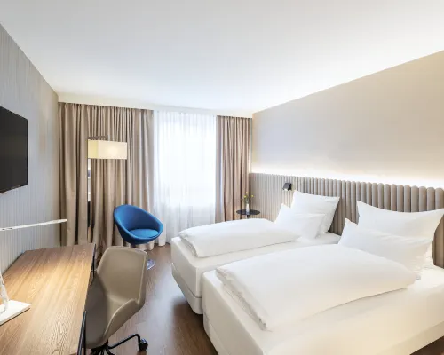NH Hamburg Altona Hotels near HSV Museum