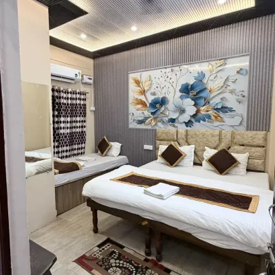 Jamuna (P) Guest House Hotels near Tulsi Ghat