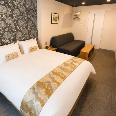 Stay Sakura Kyoto Nijo Seasons Hôtels à proximité de : Gare de Kitano Hakubaicho