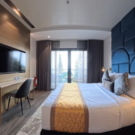 LOLITA'S BED & BREAKFAST LUNCH & DINNER Hotels in Tagaytay