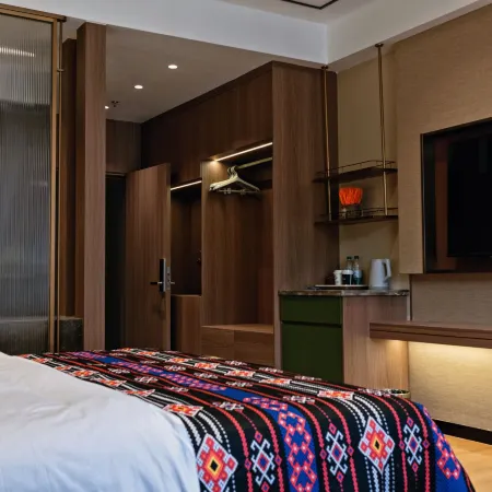 Duoge Fan Jing Cultural Hotel (Xiahe Labrang Monastery)