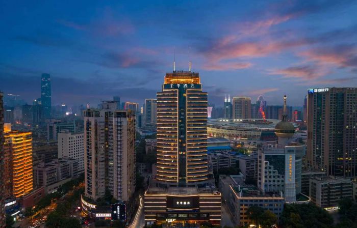 Ji Hotel (Changsha Wuyi Square Helong Stadium)