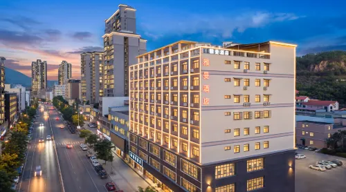Boroyaman Hotel - Bãi đậu xe