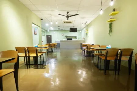 SY Jerantut Hotel Отели в г. Джерантут