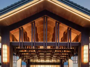 Popular Premium Hotels in Xinyang