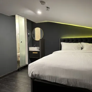 HOTEL JJH - Near Bugis โรงแรมใกล้ลิตเติ้ลอินเดีย