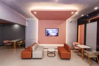 Meibo Hotel (Tongling Fortune Plaza store)