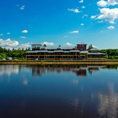 Wuying Yishuiwan Resort Hotel