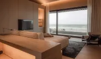 EOSO Hotel - balcony