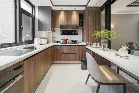 Floral Hotel·Summer Mountain Puju Hotel Отели рядом с достопримечательностью «Palace of Ming and Qing Dynasties Scenic Area»