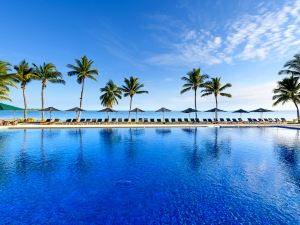 Hilton Fiji Beach Resort and Spa