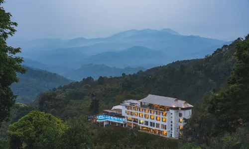 JiangLu Nannuoshan Mountain Inn