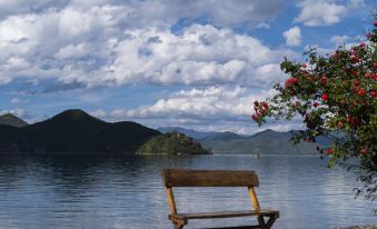 Lugu Lake Eco Life Inn