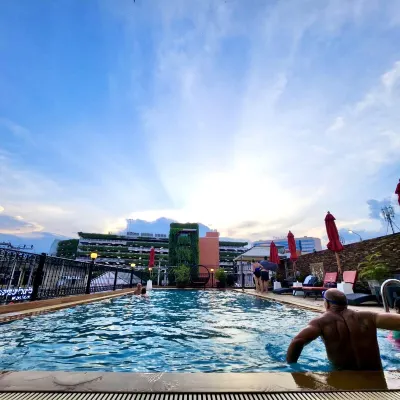 Banbua Grand Udon Hotels near Udon Thani Bus Station