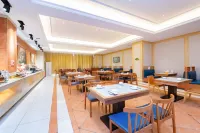 Vienna International Hotel Hunan Yiyang Nanxian Grand World Branch - sarapan