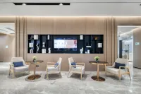 Home Inn Cloud (Yifeng Times Plaza, Xiangyu Avenue, Huainan)
